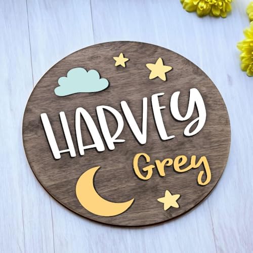 Personalized Wooden Name Sign with Moon - Custom Baby Announcement Decor