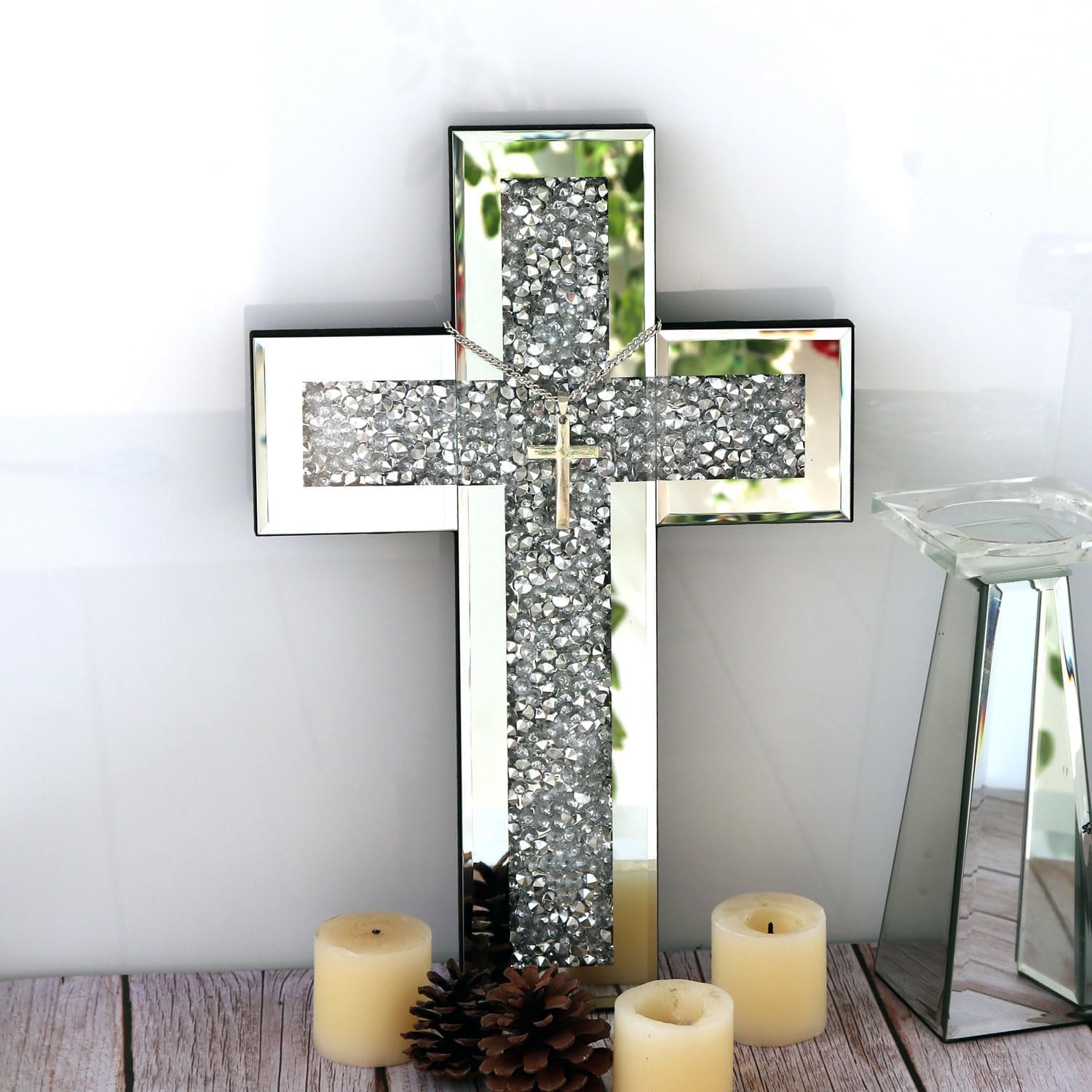 GIMORRTO Mirrored Cross Wall Decor 1
