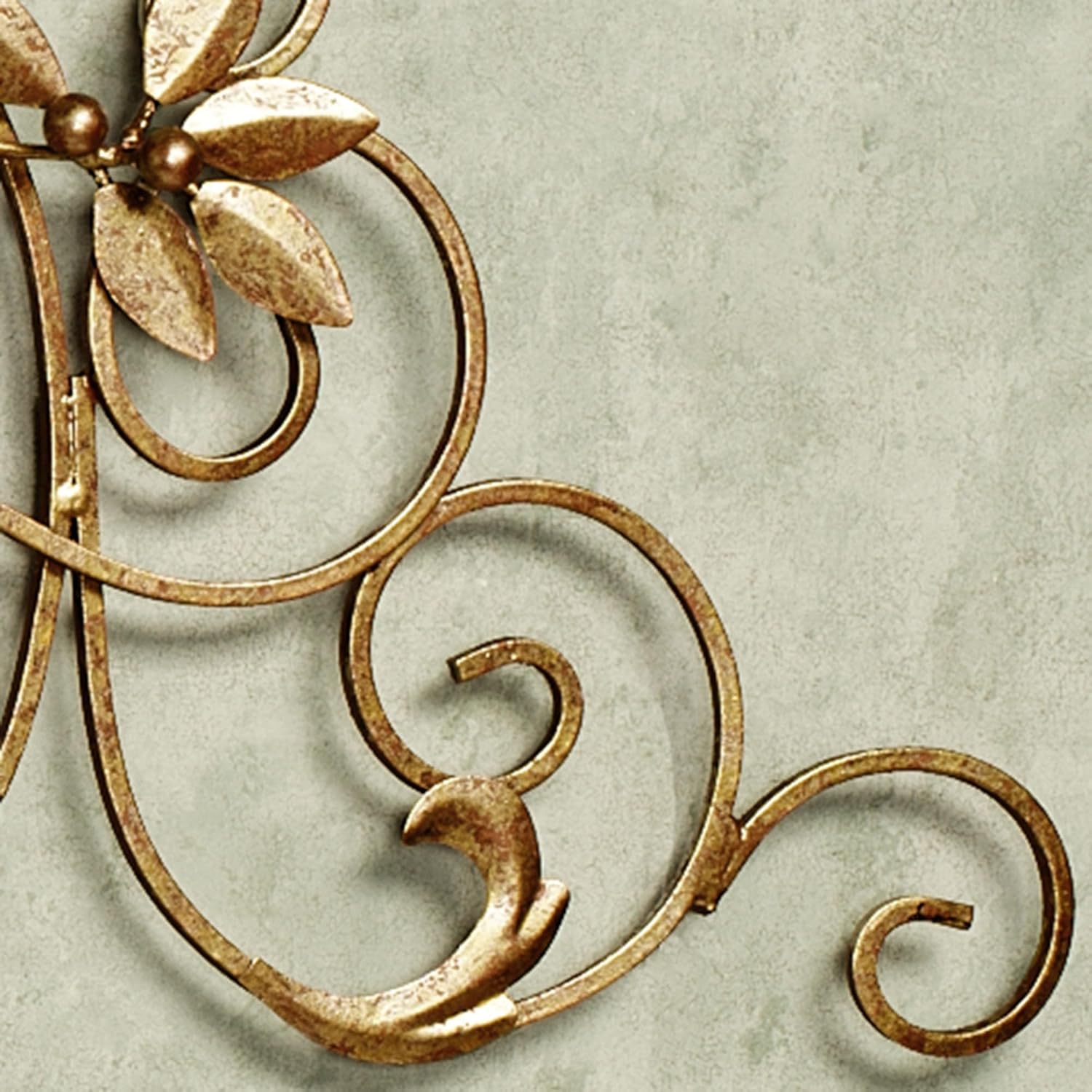 Touch of Class Urna Toscana Wall Grille Aged Gold 40 Inches Wide