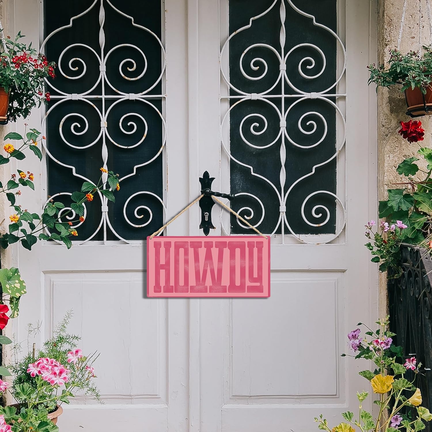Howdy Sign - Preppy Hot Pink Cowgirl Wall Decor