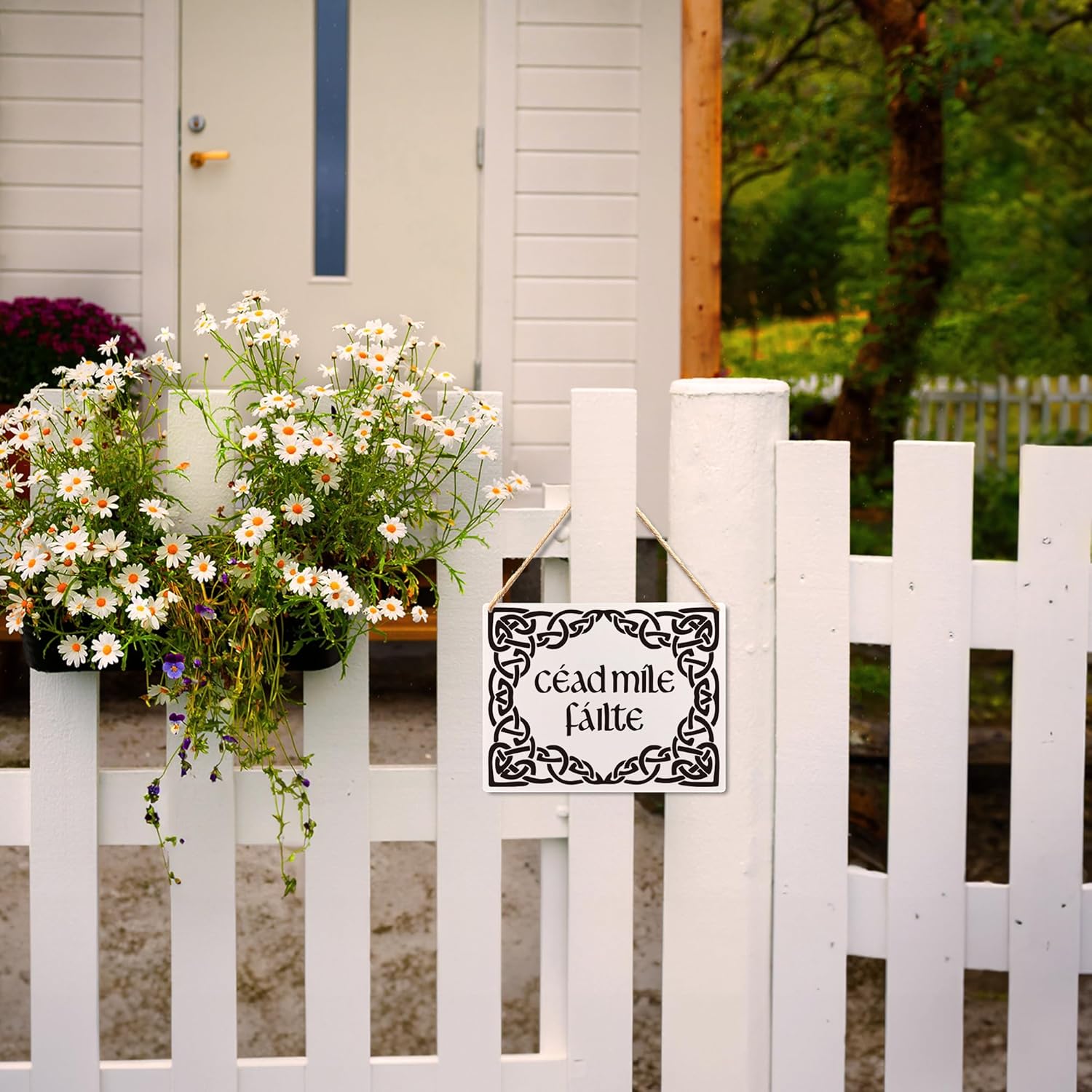 Lacosu Wall Pediment Welcome Sign Cead Mile Failte