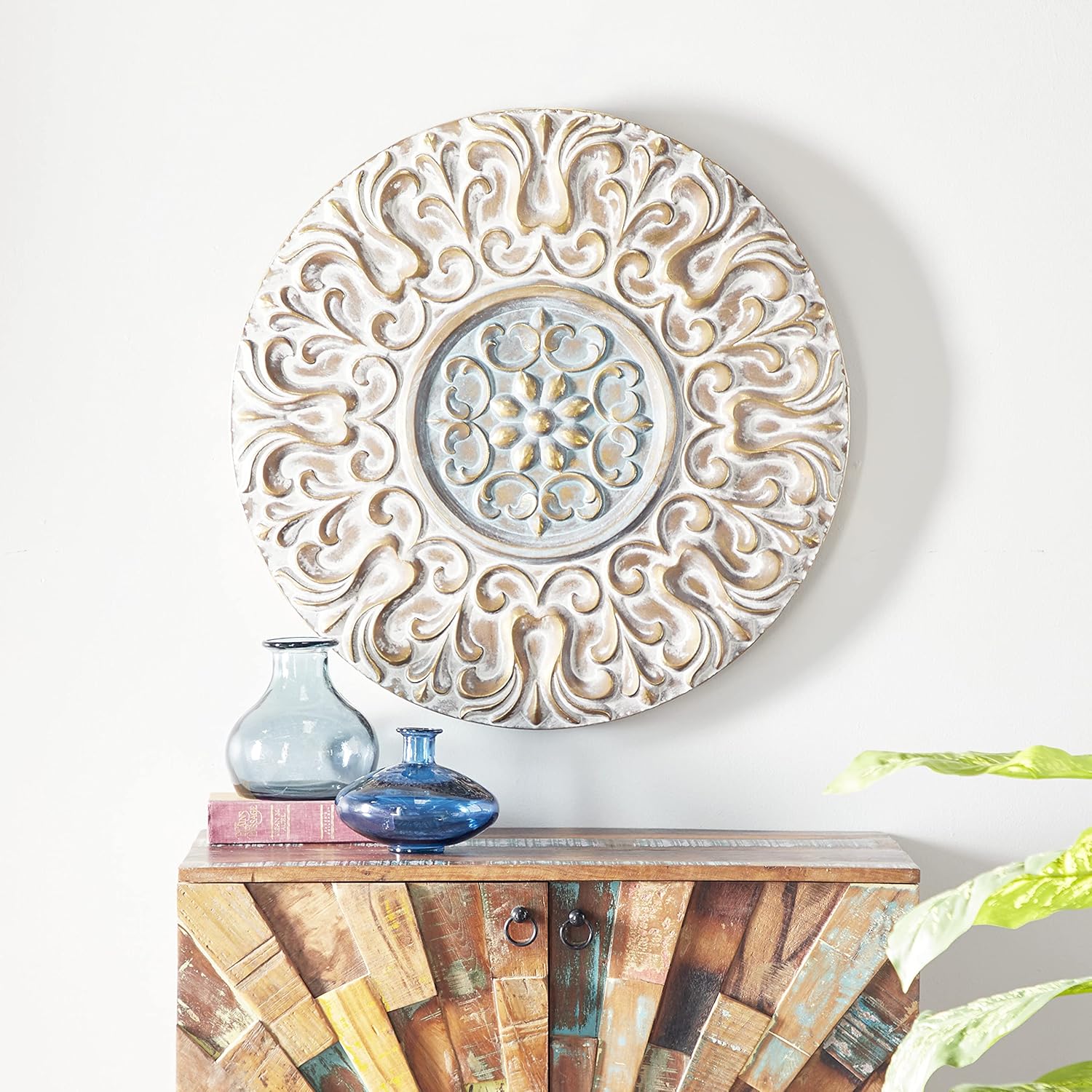 Deco 79 Gold Metal Wall Sculpture 32x2x32 Inch